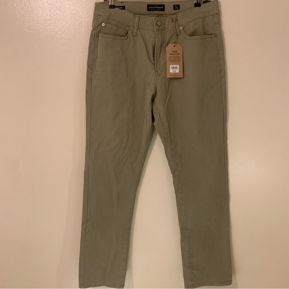 Lucky Brand 410 Athletic Slim khaki pants size Waist 33 Length 32